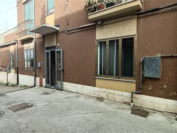 casa singola piano terra, in paese Campomarino